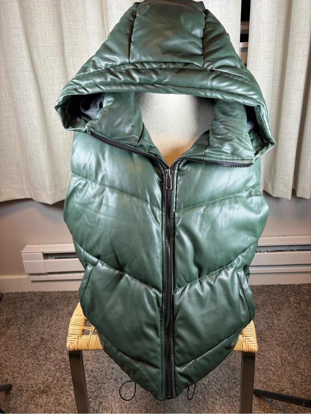 Fashion Nova Hooded Quilted Puffer Vest in Forest Green